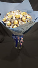 Load image into Gallery viewer, Ferrero Rocher Bouquet
