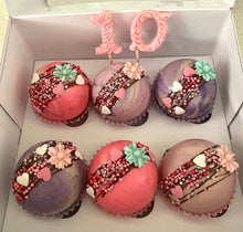 Load image into Gallery viewer, Dazzling Round Hot Chocolate /Coffee Bombs