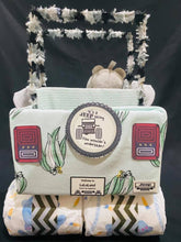 Load image into Gallery viewer, Safari Jeep