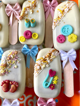 Load image into Gallery viewer, Baby shower Cakesicles

